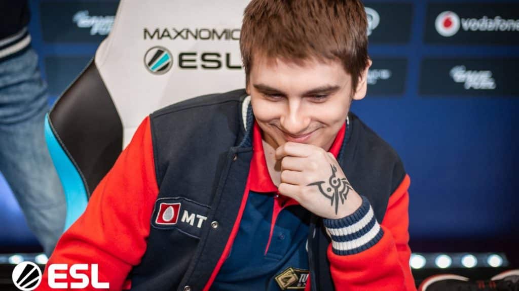 Dota 2: Hard Supports At The International 12 And Their Signature Heroes #3
